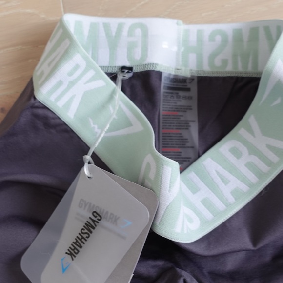 Gymshark Fit Seamless Leggings in XSMALL - Picture 8 of 10